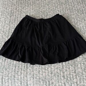 Lands and cotton kids size large 10–12 skirt with built-in short shorts